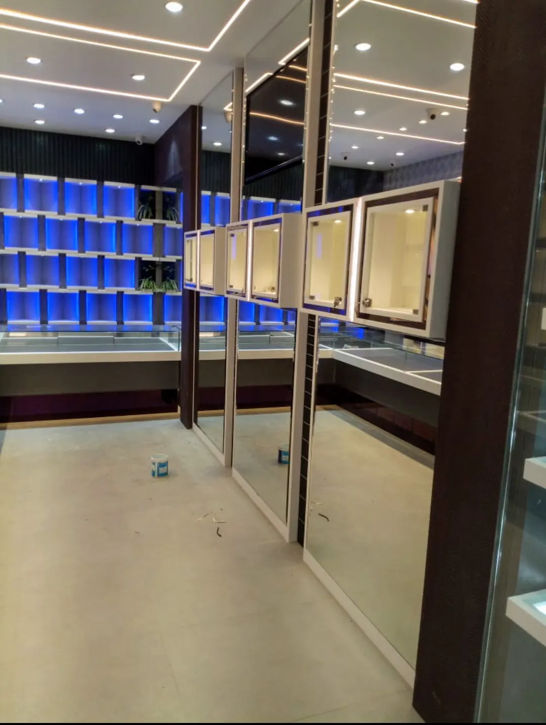 Thakur Showroom gallery image 2