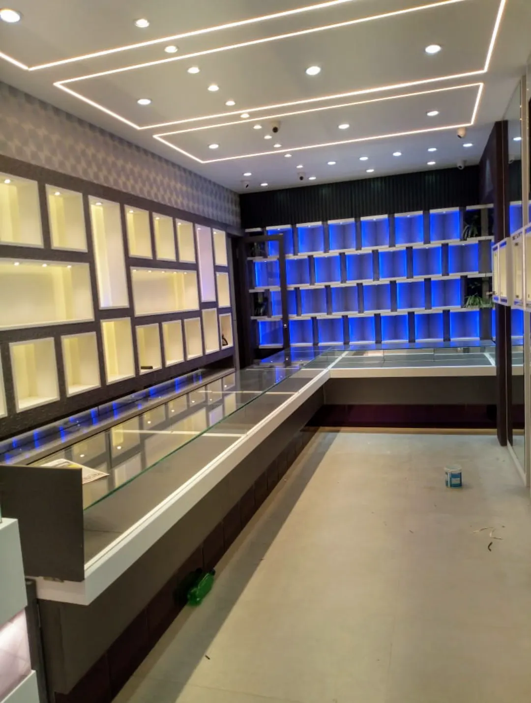 Thakur Showroom gallery image 7