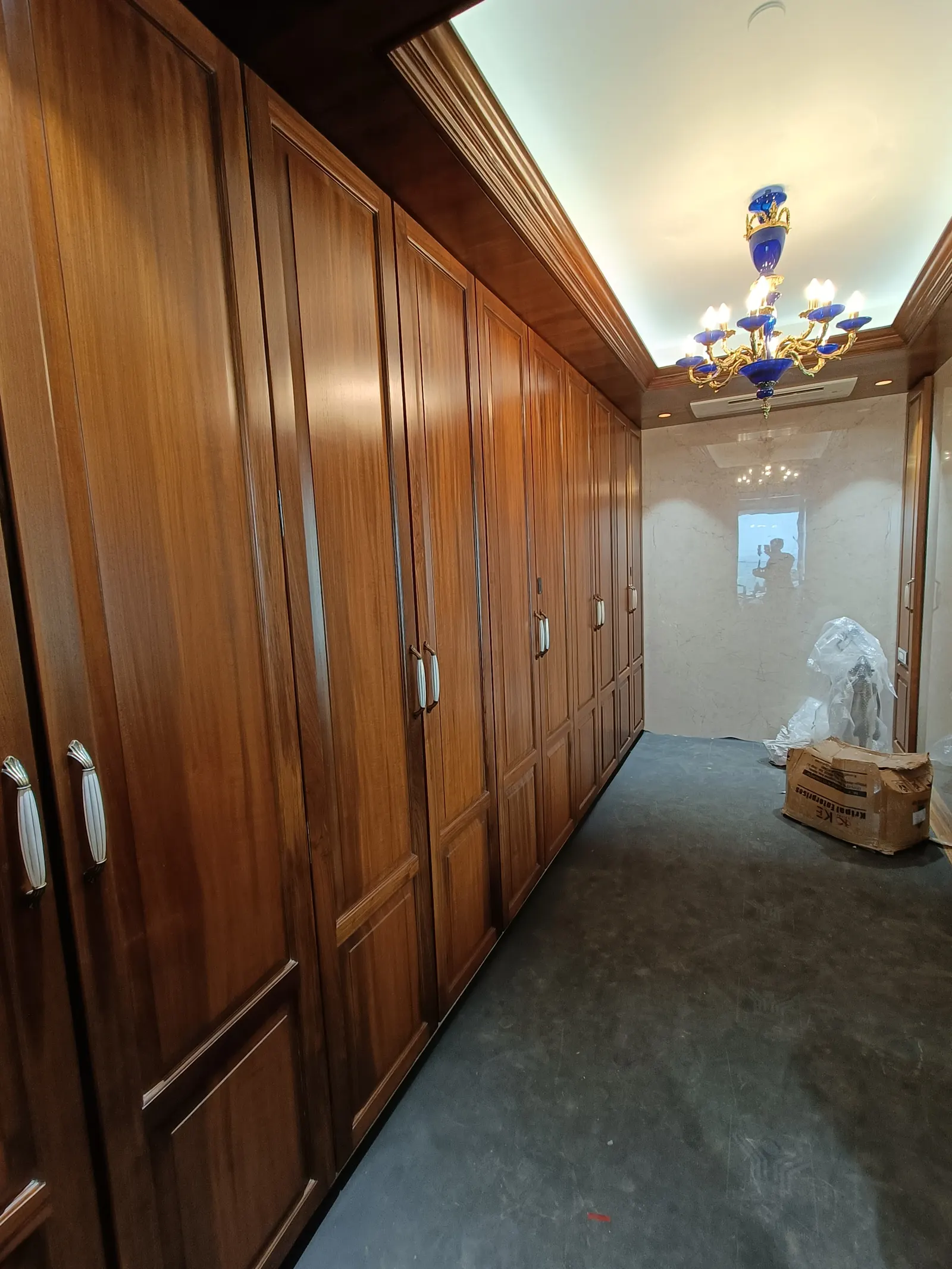 Andheri West Home gallery image 11