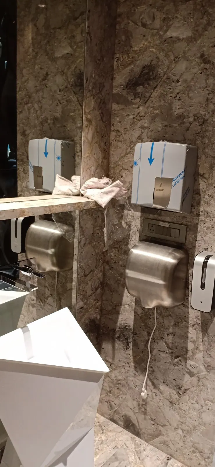 Khar Office gallery image 41