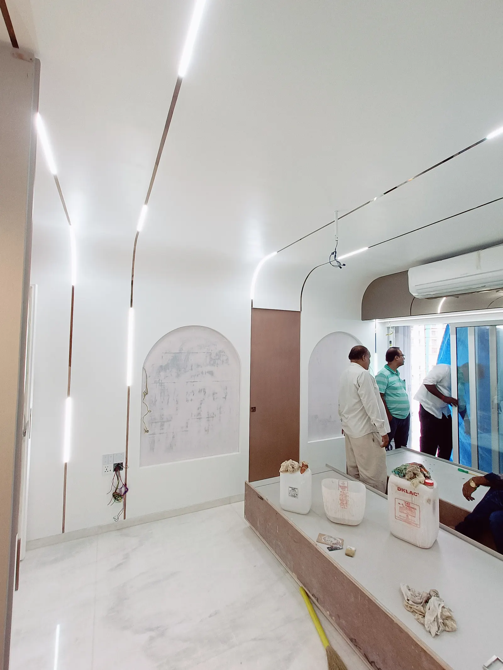 Lokhandwala Home gallery image 5